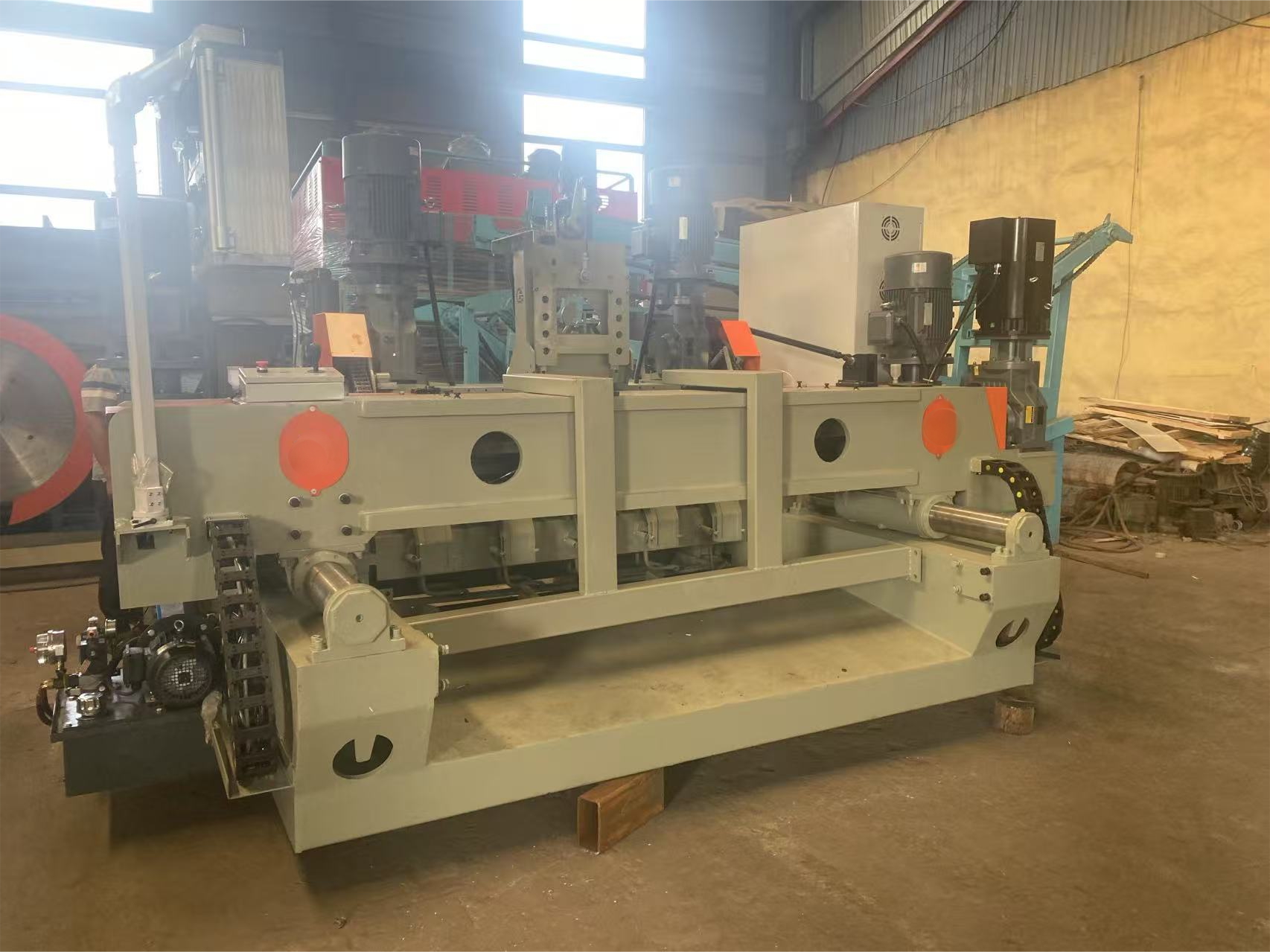 casting heavy duty veneer peeling machine