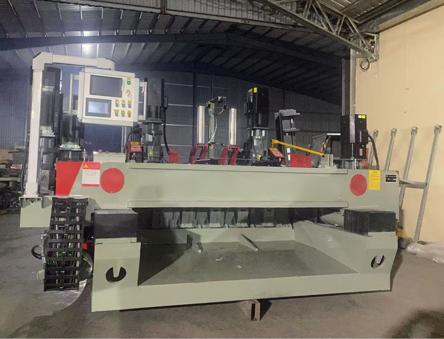 heavy duty CNC veneer peeling machine