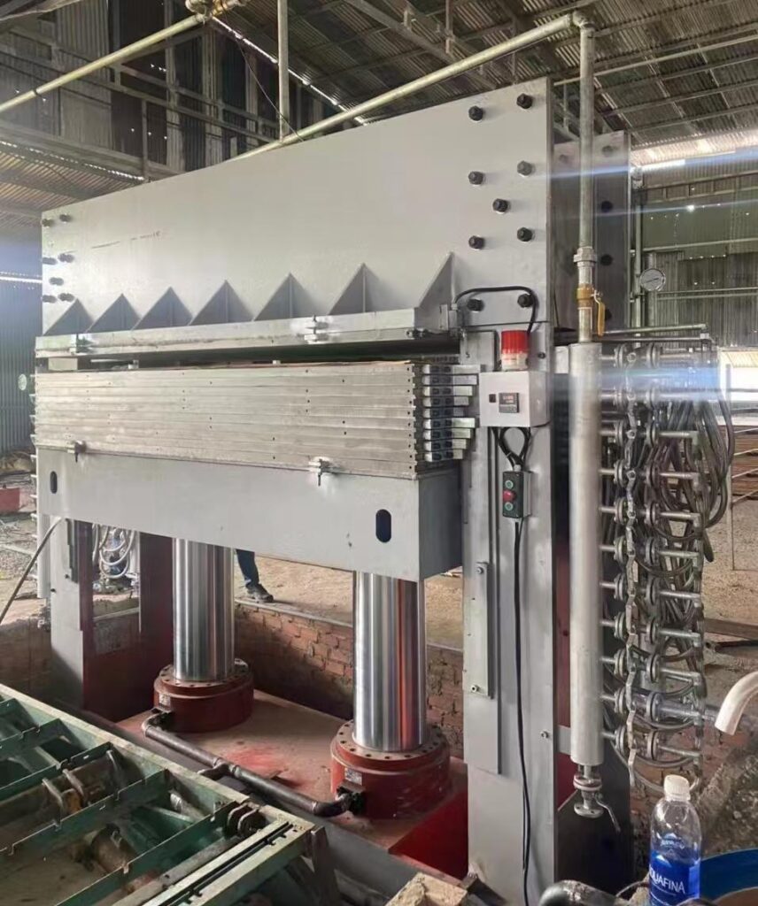 11 layers plywood hot press machine