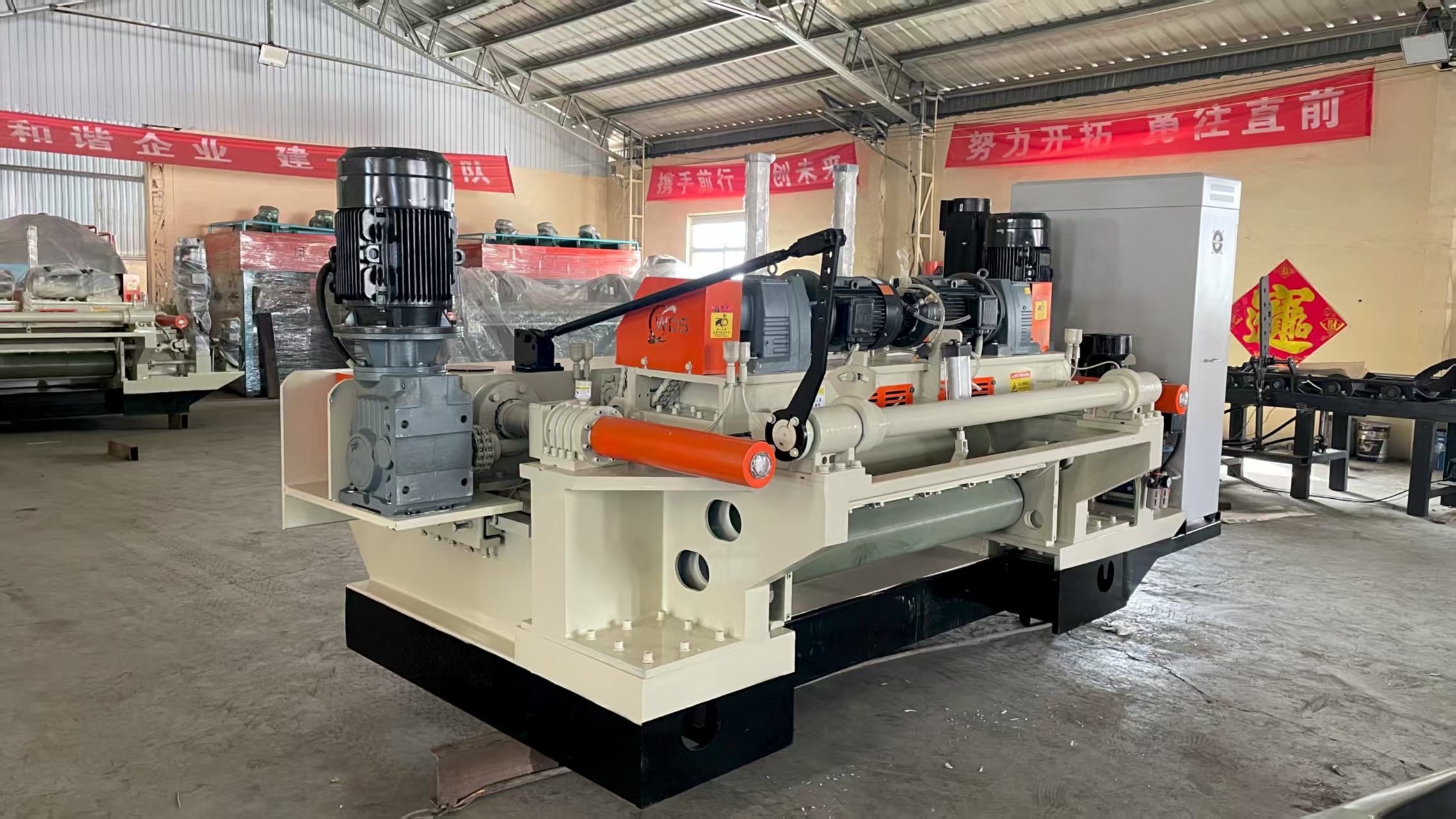 albasia wood veneer rotary peeling machine