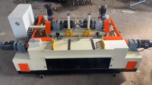 rotary-spindless-wood-peeling-machine